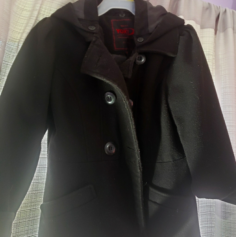 Girls black peacoat w/ hood  M 5-6